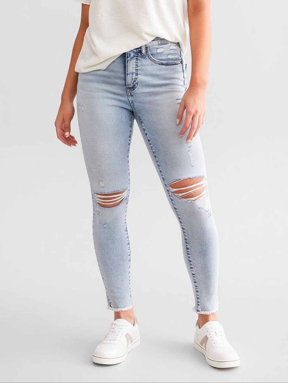 Buckle BKE Parker High Rise Jeans Sz 32 Universal Fit Skinny Ripped Jeans